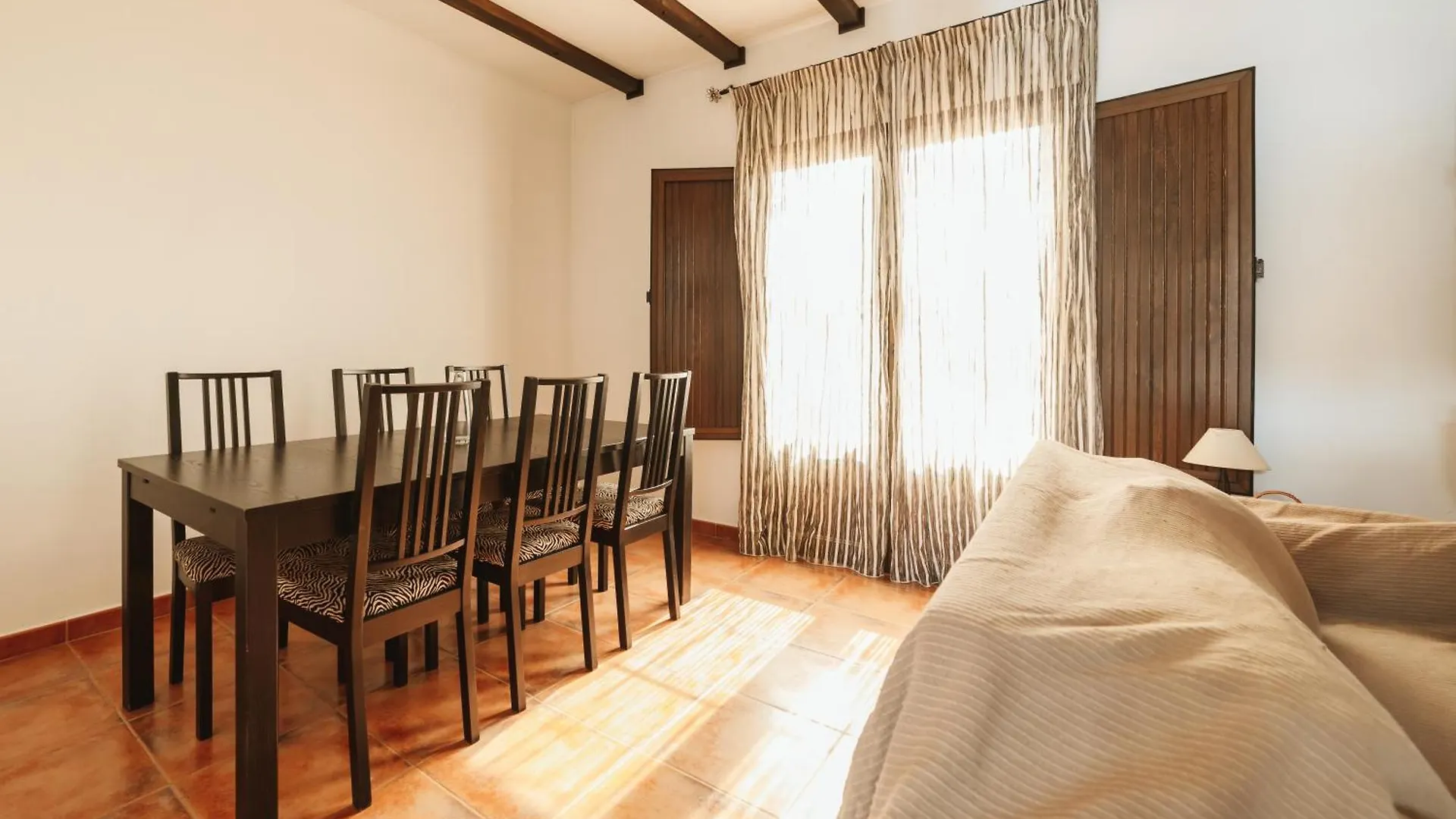 Casa Higuera De La Sierra Villa Higuera De La Sierra  Holiday home Higuera De La Sierra (Huelva)
